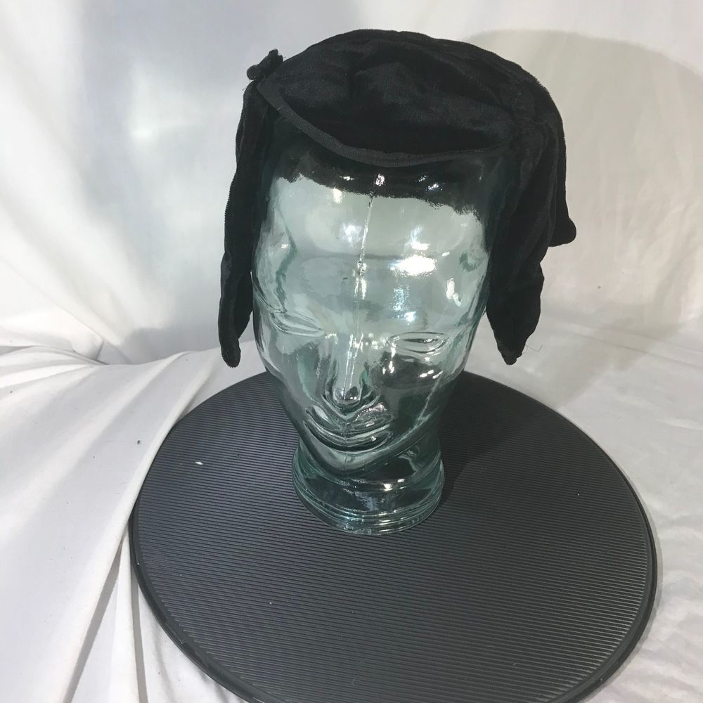 Vintage 1920s Black Suede Women Hat w/ Side Pieces